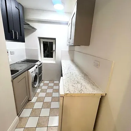 Ideal كاريك-أون-سوير