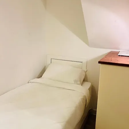 Ideal بيت ضيافة *