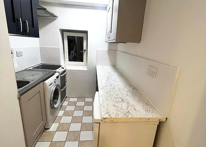 Ideal Carrick-on-Suir